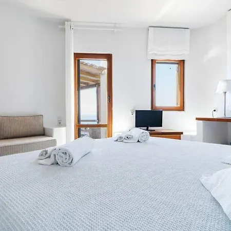 The Saltwater - Mykonos Jmk